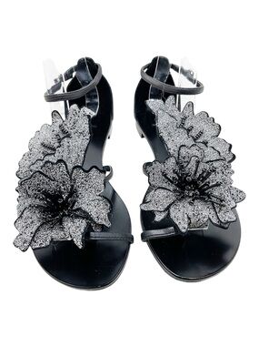 {Lola Cruz} Flower Flat Sandals